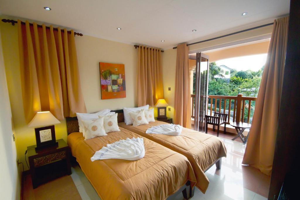 The Palm Seychelles Apartment Bel Ombre Room photo